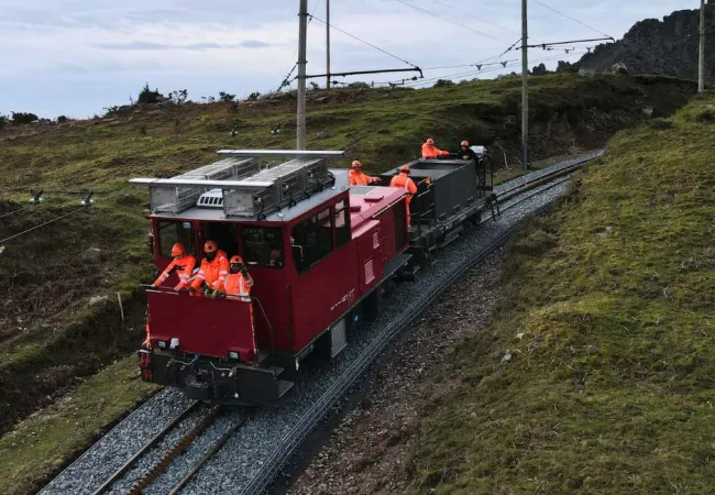 remplacement voie et ballast sur train touristique 1